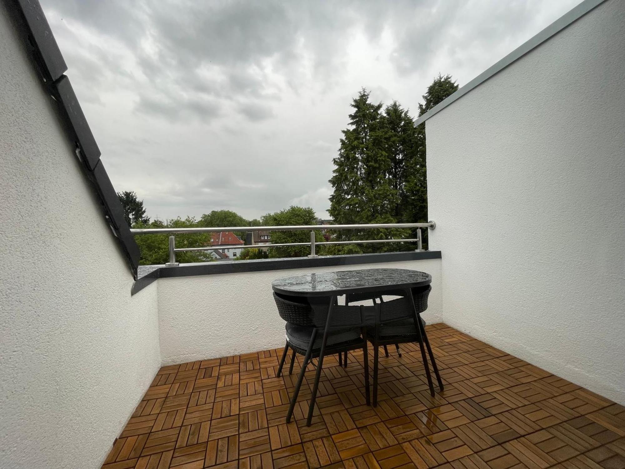 Moderne Ferienwohnung In Gelsenkirchen-Schalke Fuer 1 Bis 7 Personen Mit Terrasse, Ideal Fuer Gruppen & Stadionbesuche Zewnętrze zdjęcie